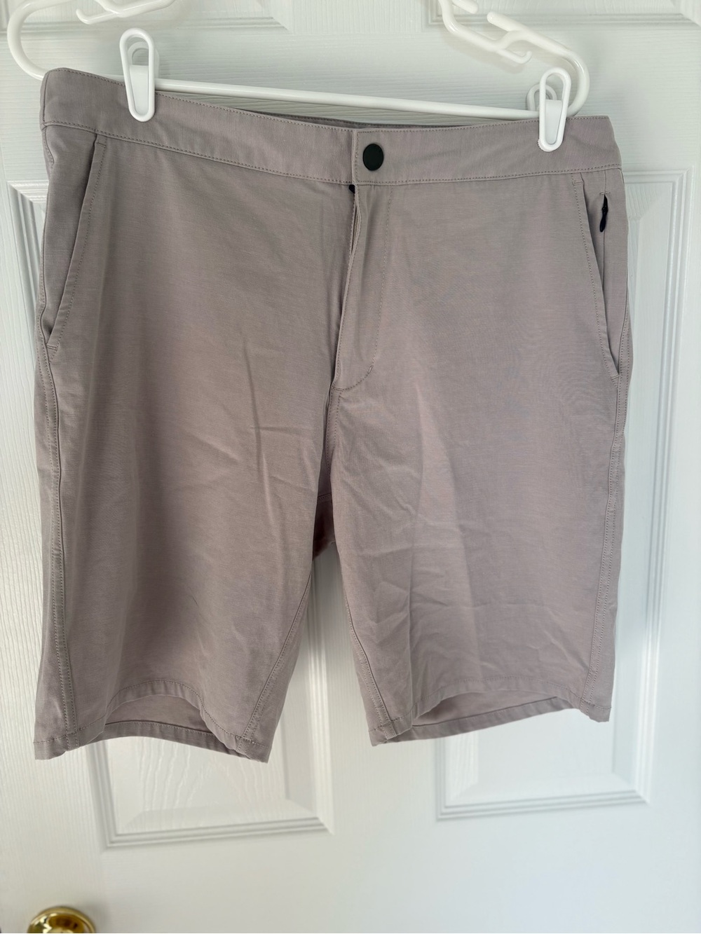johnnie-O Men's Light Taupe Flat Front Shorts
